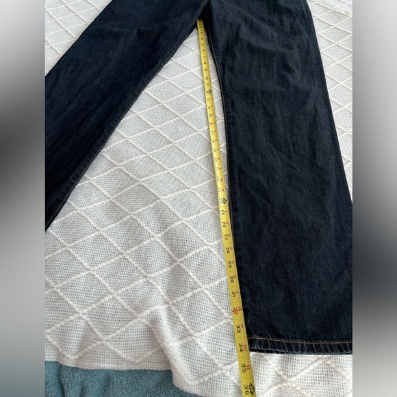 Lucky Brand Men’s 100% cotton Classic Dark Jeans. 36X34 - Picture 3 of 8